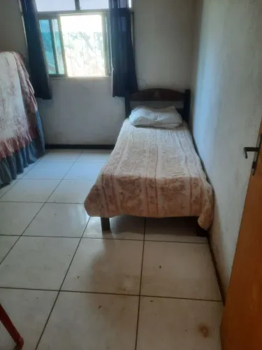 Aluguel/vagas p/moradia/pensionato!