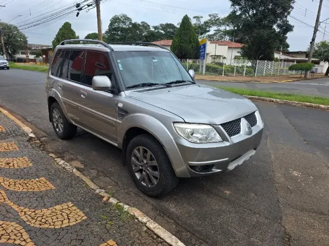 Mitsubishi Pajero TR4 2.0 Flex 16V 4X2 Aut. 2015