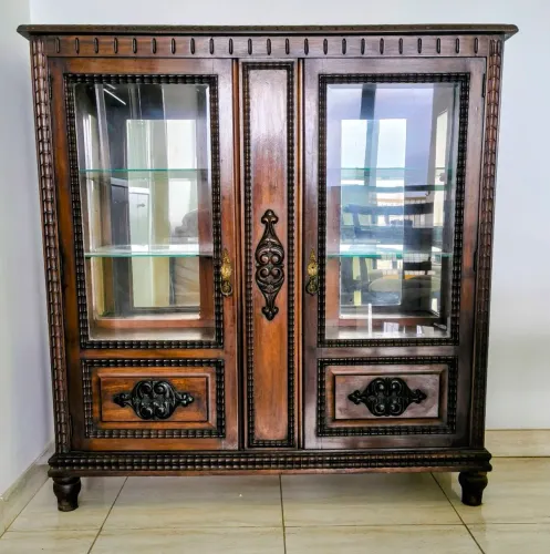 CRISTALEIRA PORTUGUESA em MADEIRA NOBRE
