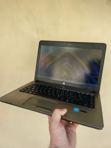 Notebook HP 440 i5 de 4° Gen, 8GB, SSD e bateria nova! (Só Venda)
