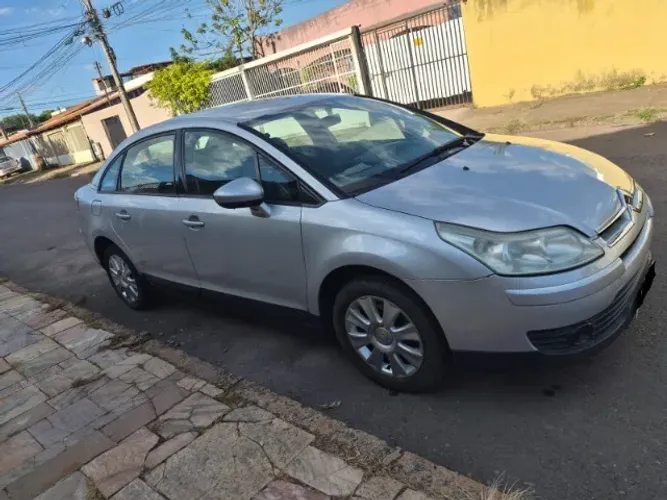 Citroen C4 Pallas GLX 2.0/2.0 Flex 16V Mec. 2011