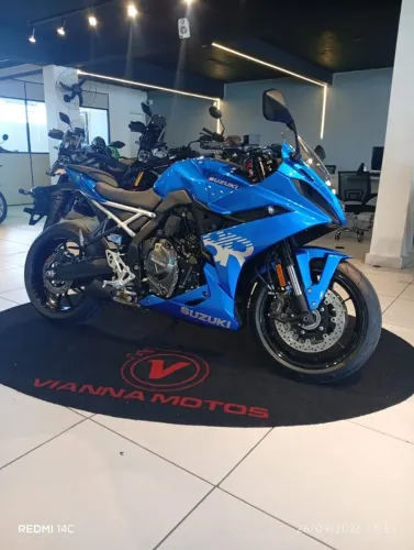 SUZUKI  GSX 8R  COMPLETA C/ ABS  2027