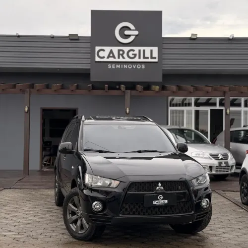Mitsubishi Outlander 2.0 16V 160cv Aut. 2013