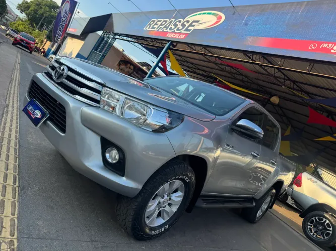 Toyota Hilux CD SRV 4X4 2.8 TDI Diesel Aut. 2018