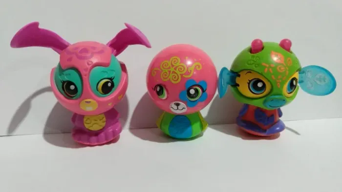 Lote de brinquedos Zoobles coleção McDonald's 2011.
