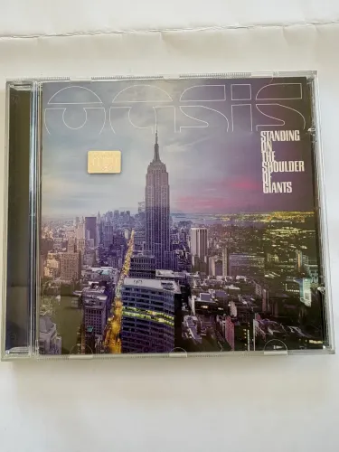 CD Oasis - Standing On The Shoulder Of The Giants
