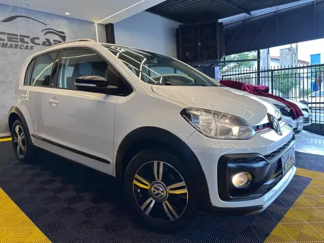 Volkswagen Up! Cross 1.0 TSI Total Flex 12V 5P 2018
