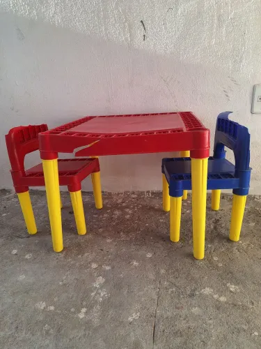 Mesa infantil educativa R$50 - ACEITO PROPOSTA