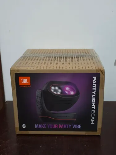 Luz de festa JBL PartyLight Beam (Lacrado) 20W Bluetooth Auracast Sincronia PartyBox RGB