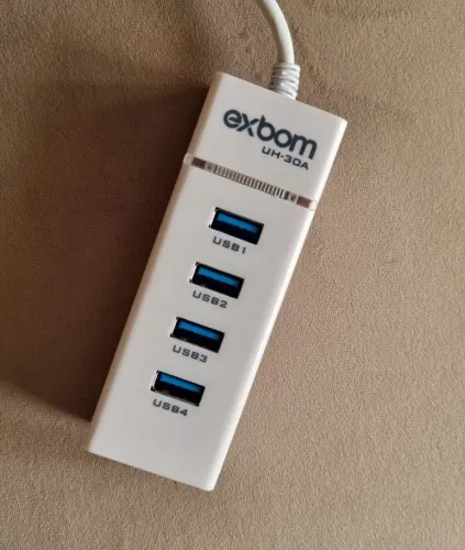 Hub USB 3.0 Exbom UH-30A - 4 portas, cabo integrado, LED