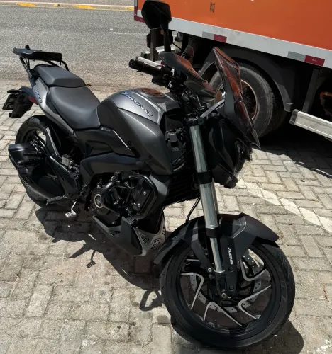 Bajaj D400 2024 - na garantia de fábrica