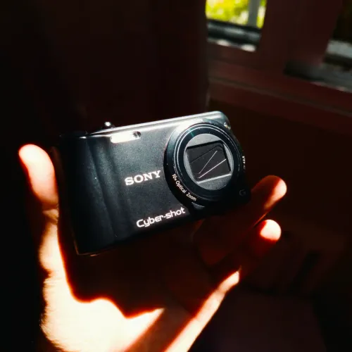 Sony Cybershot DSC-H55