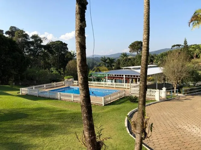 Sítio escriturado à venda - 27 mil metros em Terra Preta Mairiporã SP
