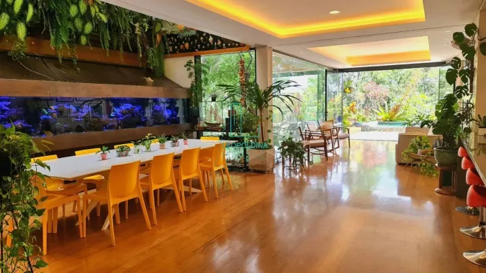 CASA À VENDA 464M COM 5 PAVIMENTOS - Alto da Lapa