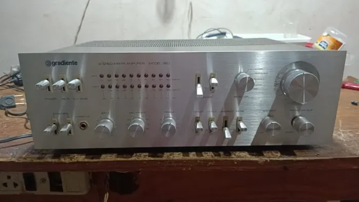 Gradiente Model 360 impecável 