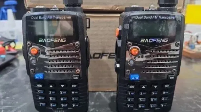 Rádio Comunicador HT Baofeng UV-5RA