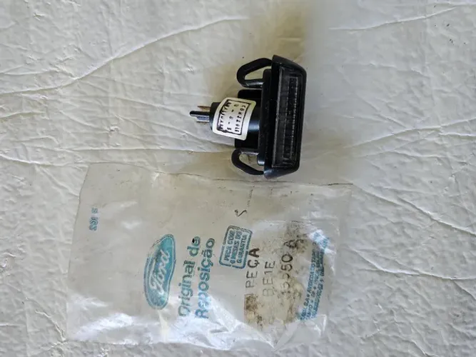 Corcel 2 belina 2 escort lanterna luz de placa nova original ford