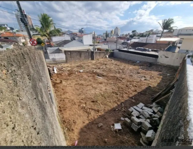 BARBADA LOTE EM CAPOEIRAS 