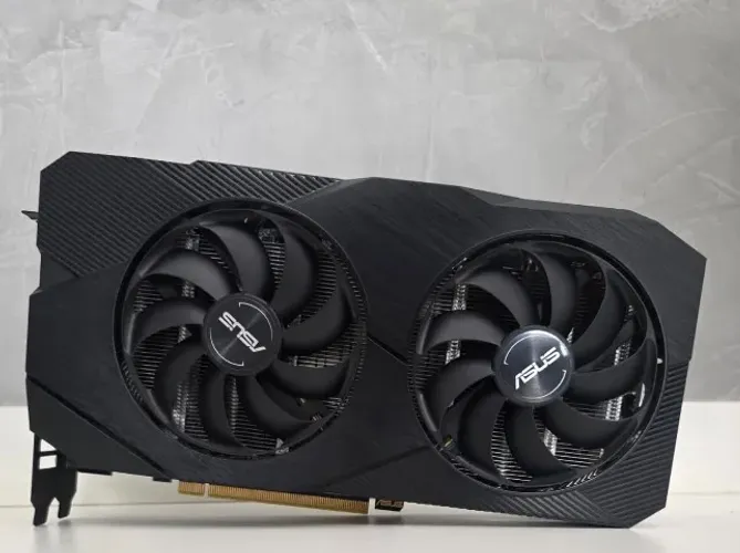 RTX 2070 8GB ASUS