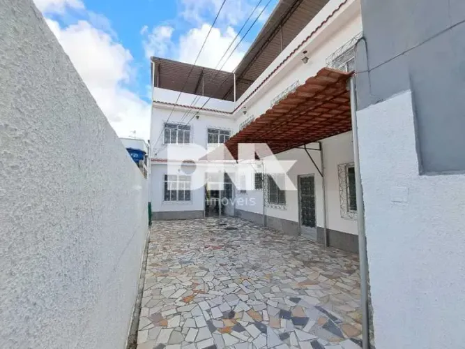 3 Casas reformadas para investimento em localização privilegiada Zona Norte!