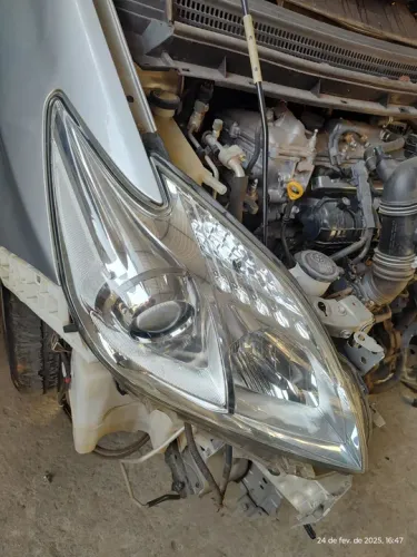 F farol direito Toyota Prius 2012/2015