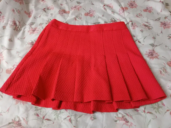 VENDO SAIA ESTILO TÊNISTA