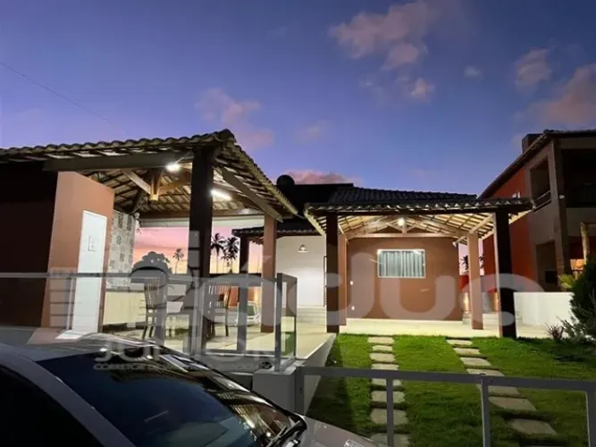 ? VENDE-SE LINDA CASA MOBILIADA EM COND. FECHADO !