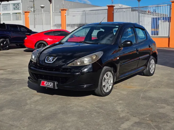 Peugeot 207 1.4 ano 2012