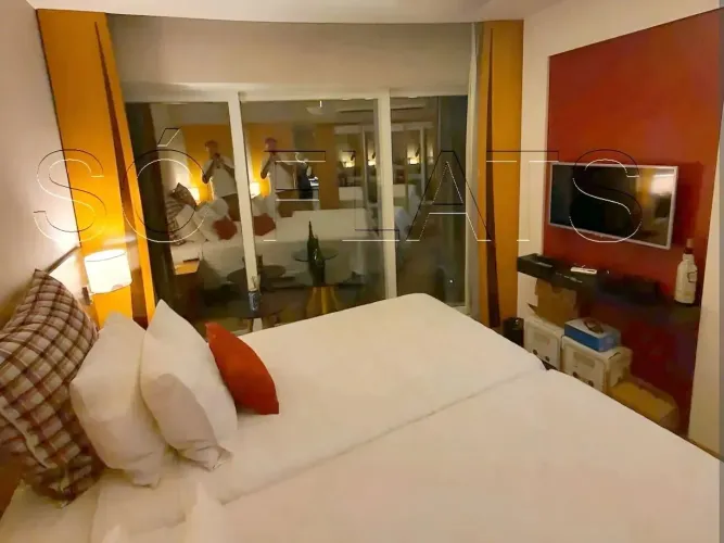 Flat para locação com fácil ao lado do Pq. do Ibirapuera e próximo a Av Brigadeiro Luis An