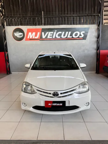 Toyota Etios X 1.3 Flex 16V 5P Mec. 2016