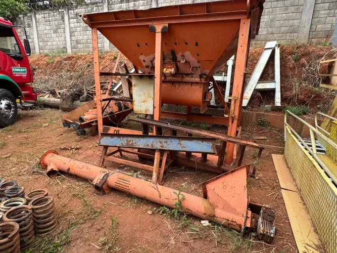 Misturador de concreto com silo 3.00x2,50