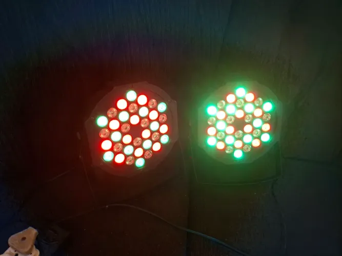 Par LED RGB para eventos e festas 36 Leds