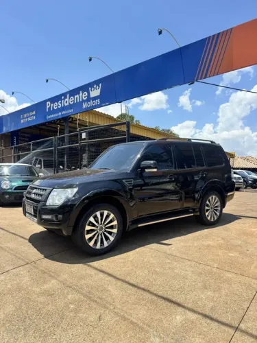 Pajero HPE Full 3.2 4x4 T.I.Dies. 5p Aut