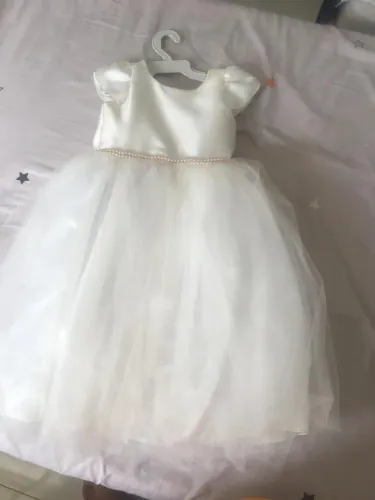 Vestido de festa branco para menina