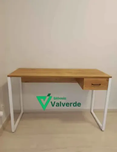 Mesa de Escritório Industrial Madeira e Metal
