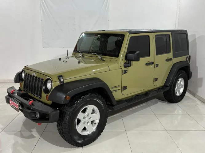Jeep Wrangler Unlimited Sport 3.6 V6 284cv 4P 2013