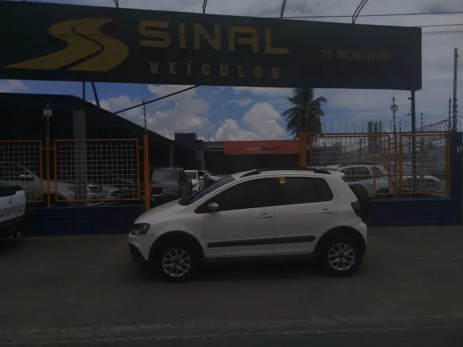 Volkswagen Crossfox I Motion 1.6 MI T. Flex 8V 5P 2014