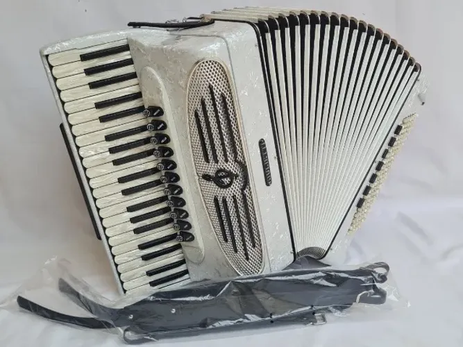 Acordeon 120 Baixos Giulietti Classic 127 Nova