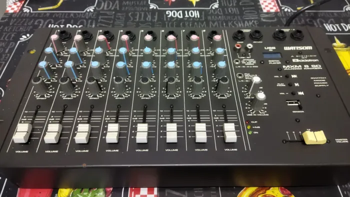 Mesa de Som Wattsom MXM 8 SD -