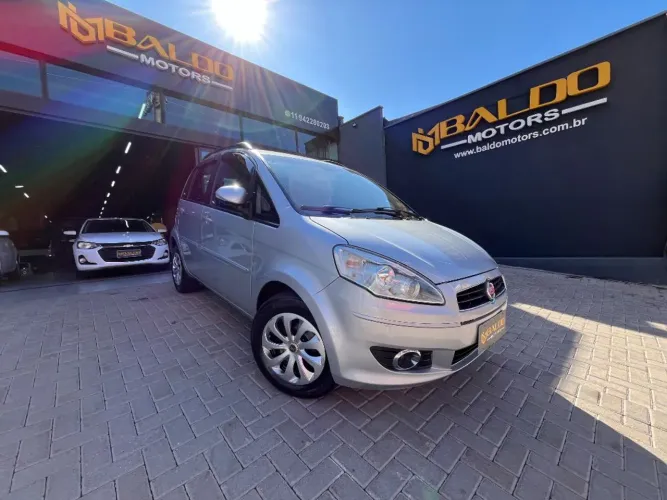 Fiat Idea Attractive 1.4 Fire Flex 8V 5P 2013