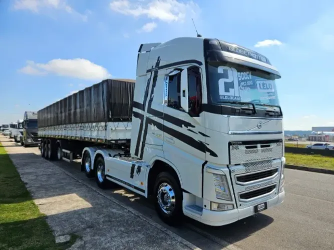 Volvo FH 500 6x2 Globetrotter Ano 21 Euro 5 Baixo km + 4 Eixo Noma Ano 24 0km 13.5 x 1.80 