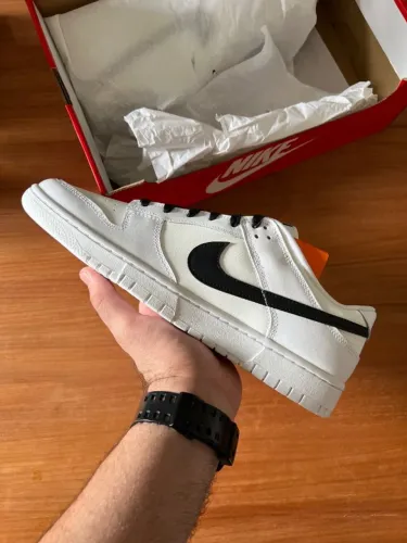 Tênis Nike Dunk Low Reverse Panda