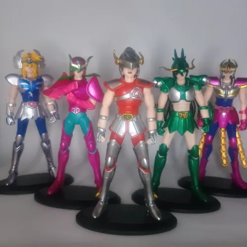 Coleção Cavaleiros do Zodíaco - Action Figures