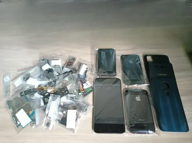 Lote 88 Peças usadas originais Xiaomi Redmi Motorola Iphone Zuk Zenfone