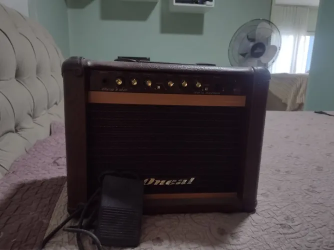 Cubo de Guitarra Oneal Ocg 100 30w