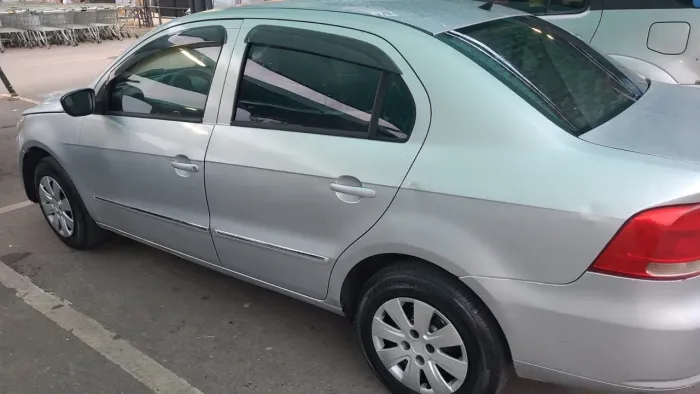 Volkswagen Voyage 1.0/1.0 City MI Total Flex 8V 4P 2009