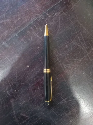 Caneta Executiva preta antiga 