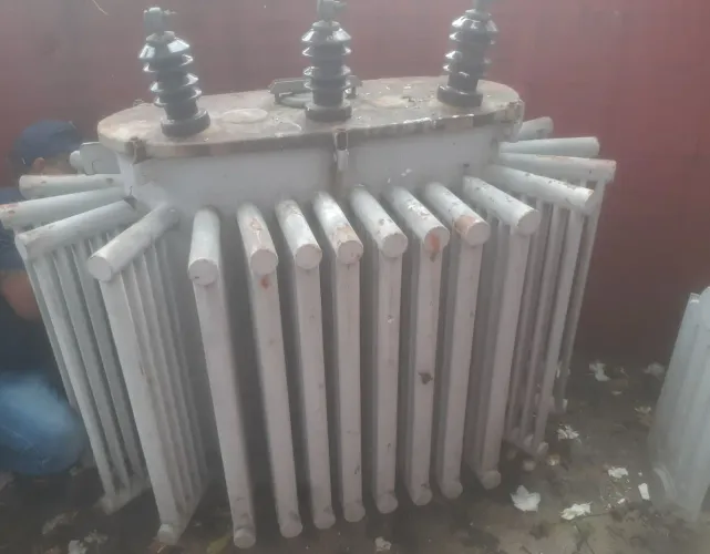 Transformador trifásico 122.5 kva 