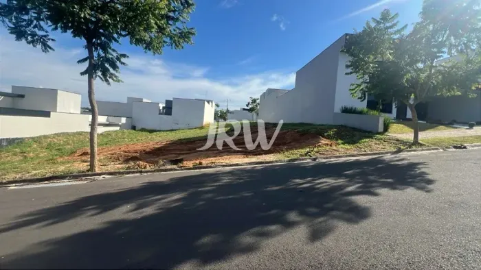 TERRENO A VENDA NO CONDOMÍNIO LAGUNA NO BAIRRO COLINAS NA CIDADE DE INDAIATUBA