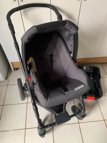 Carrinho de bebê Cosco Poppy Travel System + bebê conforto